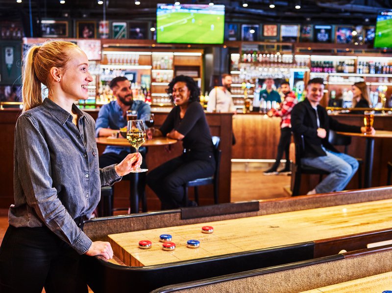 O’Learys sports bar marketing